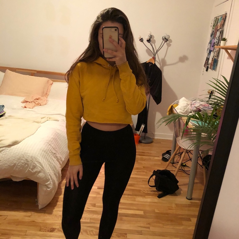 Hoodie crop top